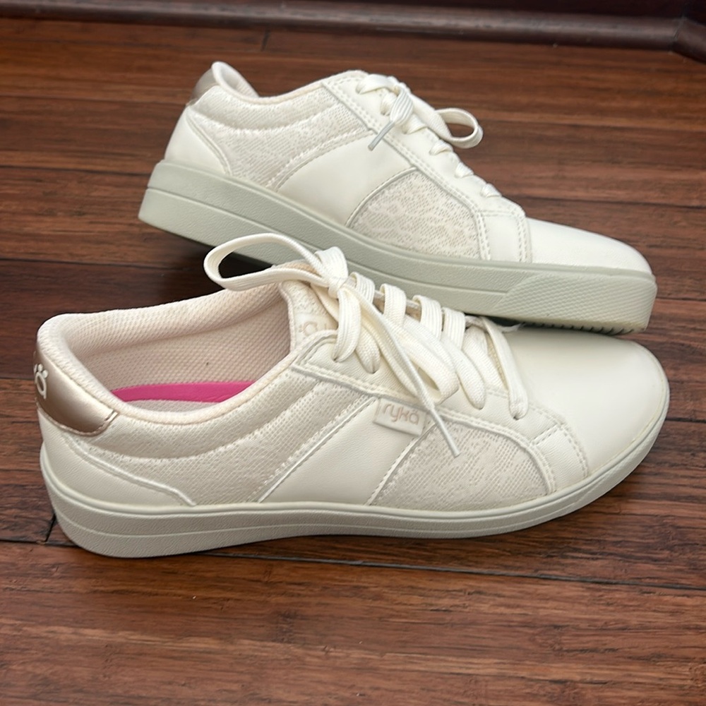 Ryka Sneaker